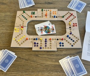 Tokkenspel: Mini Puzzelbord 4 en 6 persoonsspel - houten bordspel